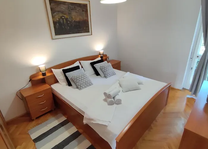 Deluxe Apartman Pervan