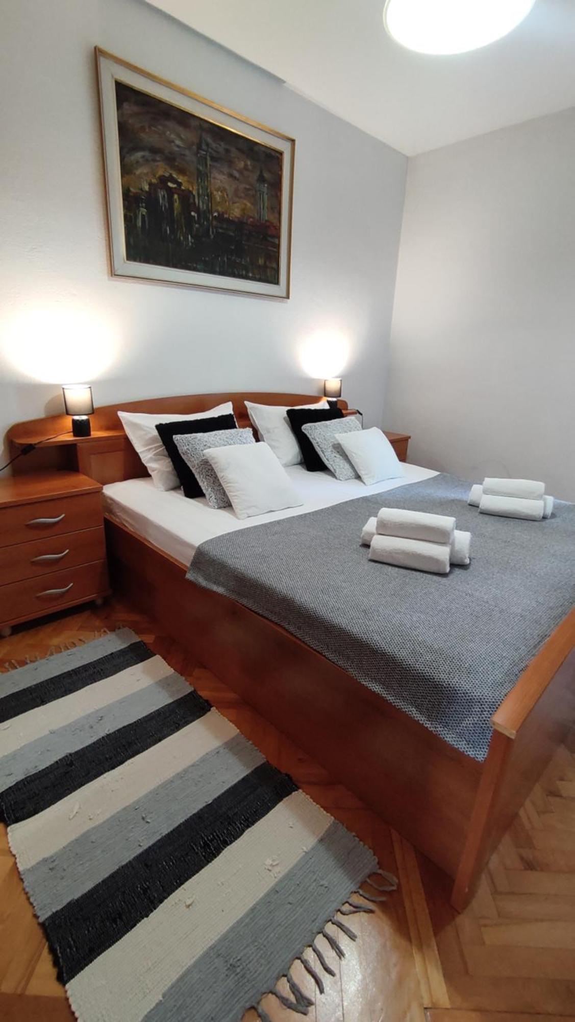 Deluxe Pervan Apartment Split